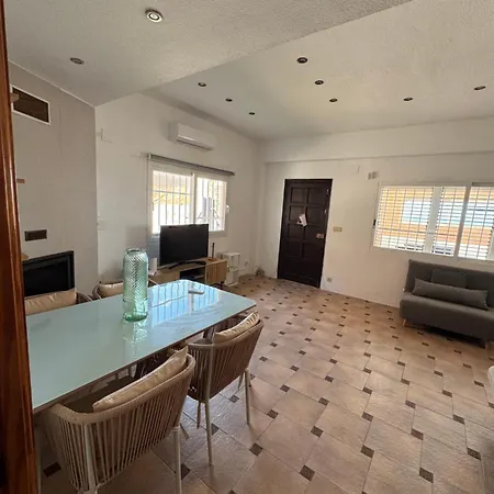 別荘 El Encanto Del Perello